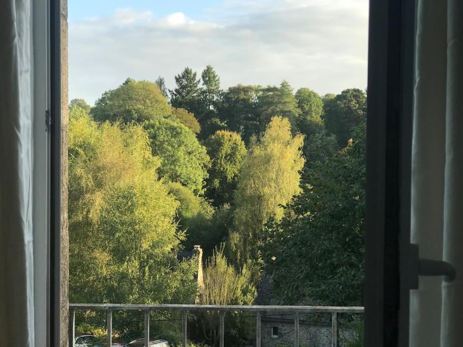 Appartement Tres Lumineux Avec Belle Vue Degagee Rochefort-en-Terre Exterior foto
